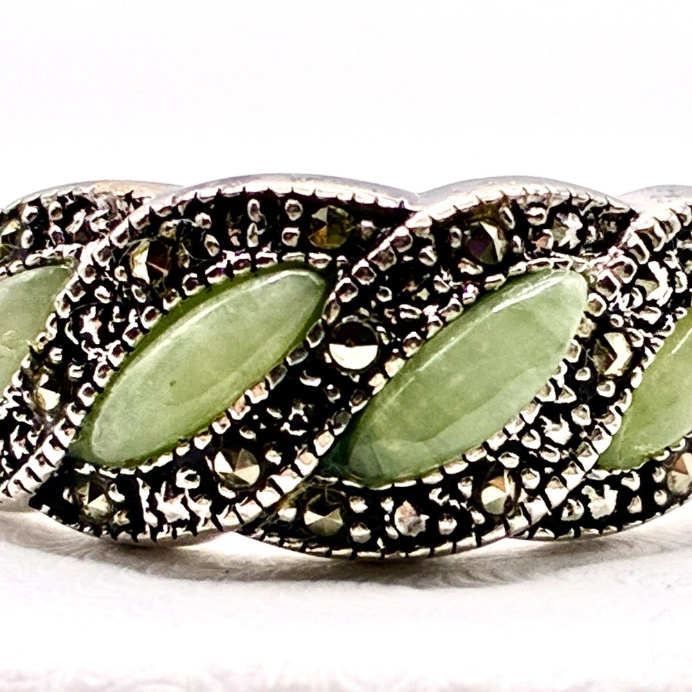 Vintage Aventurine & Marcasite 9.25 Sterling Silver Ring/Band Size 11.25